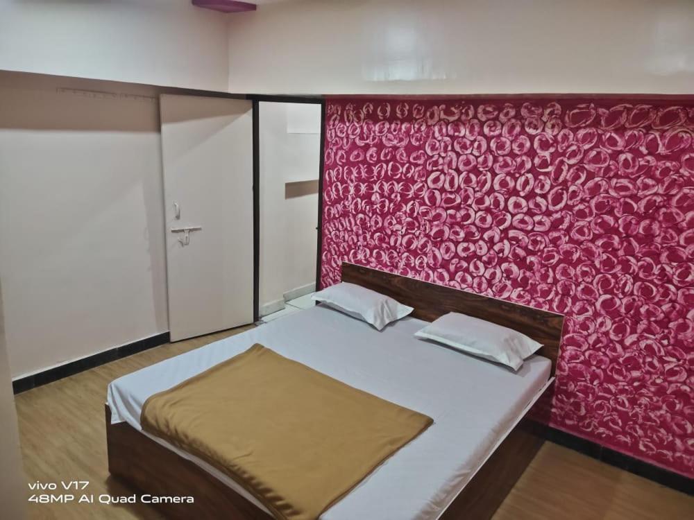 Sai Ganesh Guest House Širdi Exteriér fotografie